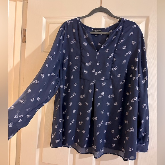 Lane Bryant size 18/20 long sleeve sheer top - Picture 1 of 10